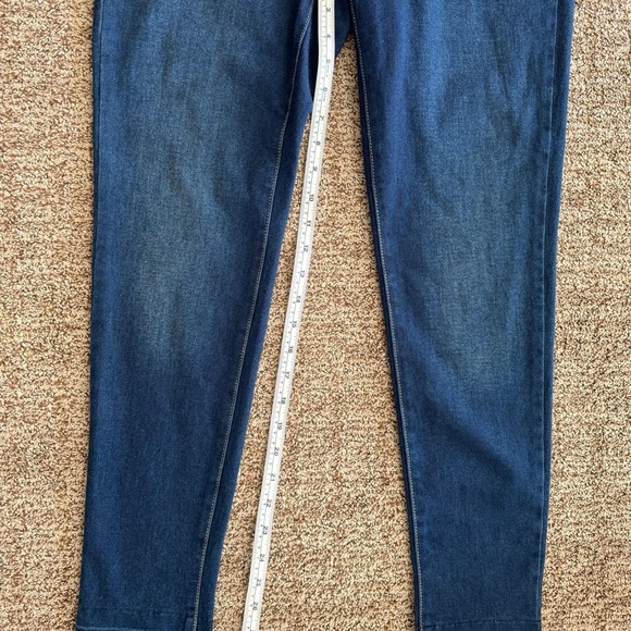 Michael Kors NWT Selma Skinny Higher Rise Cropped Blue Jeans size 8 - Picture 9 of 10